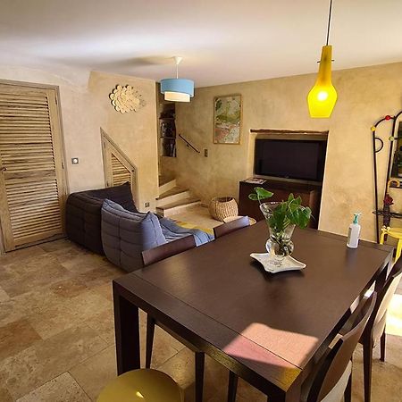 Le Jardinet De Rosa Maison De Village Eygalières Kültér fotó