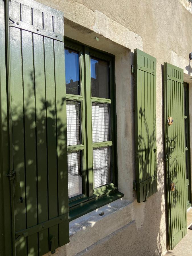 Le Jardinet De Rosa Maison De Village Eygalières Kültér fotó