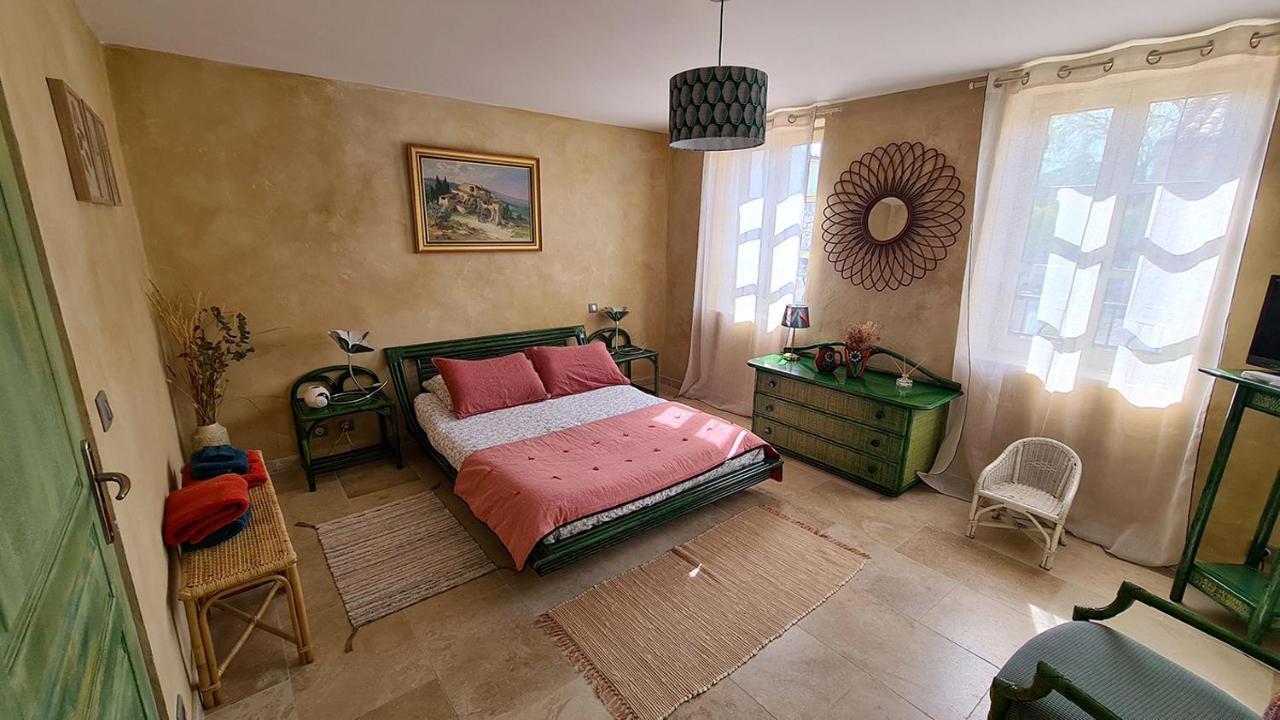 Le Jardinet De Rosa Maison De Village Eygalières Kültér fotó