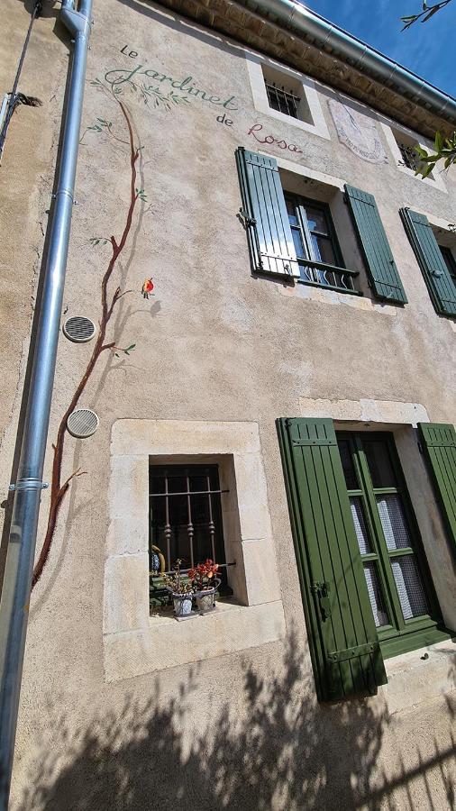 Le Jardinet De Rosa Maison De Village Eygalières Kültér fotó